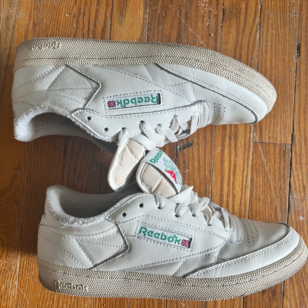 Reebok Club C ladies size 9